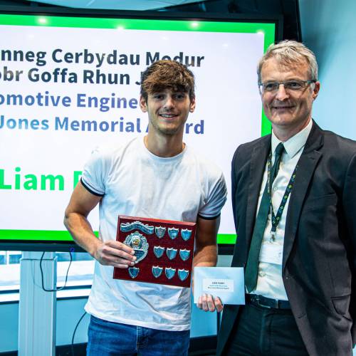 Liam Parry was the winner of the Rhun Jones Memorial Award at Coleg Menai’s Further Education Achievers Award ceremony