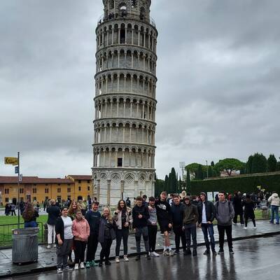 Students visiting the Leaning Tower of Pisa