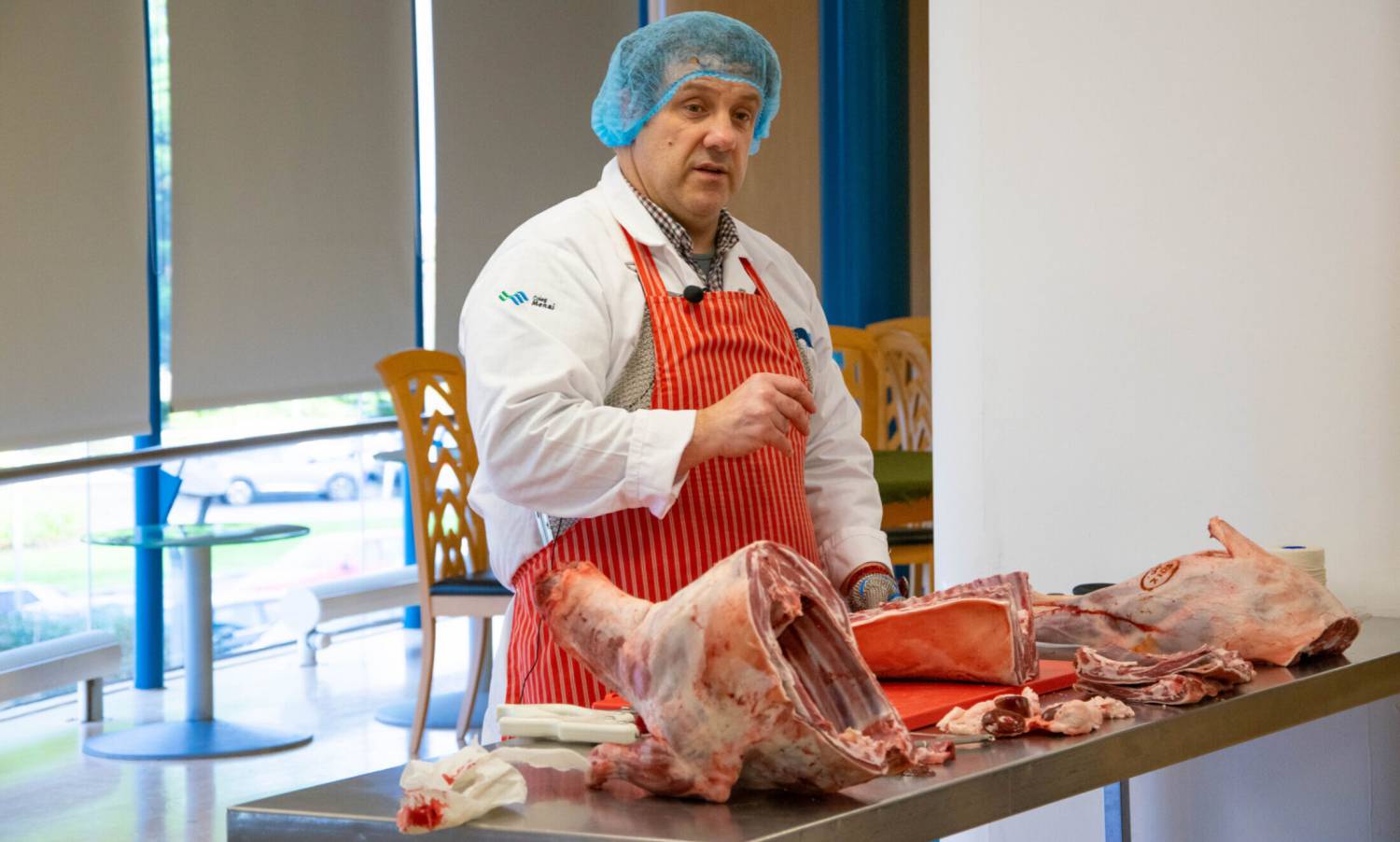 Karl Jones, Food Technologist with the Food Technology Centre, giving Hospitality and Catering learners a butchery masterclass