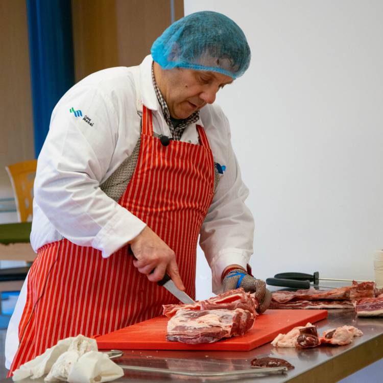 Karl Jones, Food Technologist with the Food Technology Centre, giving Hospitality and Catering learners a butchery masterclass