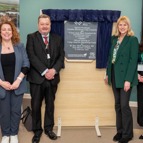 Rhyl’s New Engineering Centre Opened by First Minister