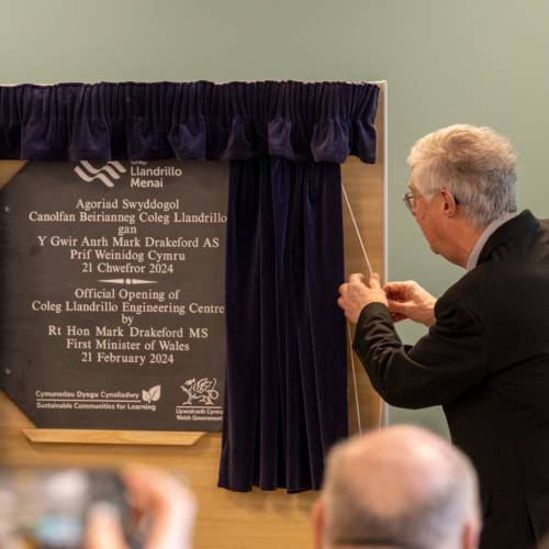Rhyl’s New Engineering Centre Opened by First Minister