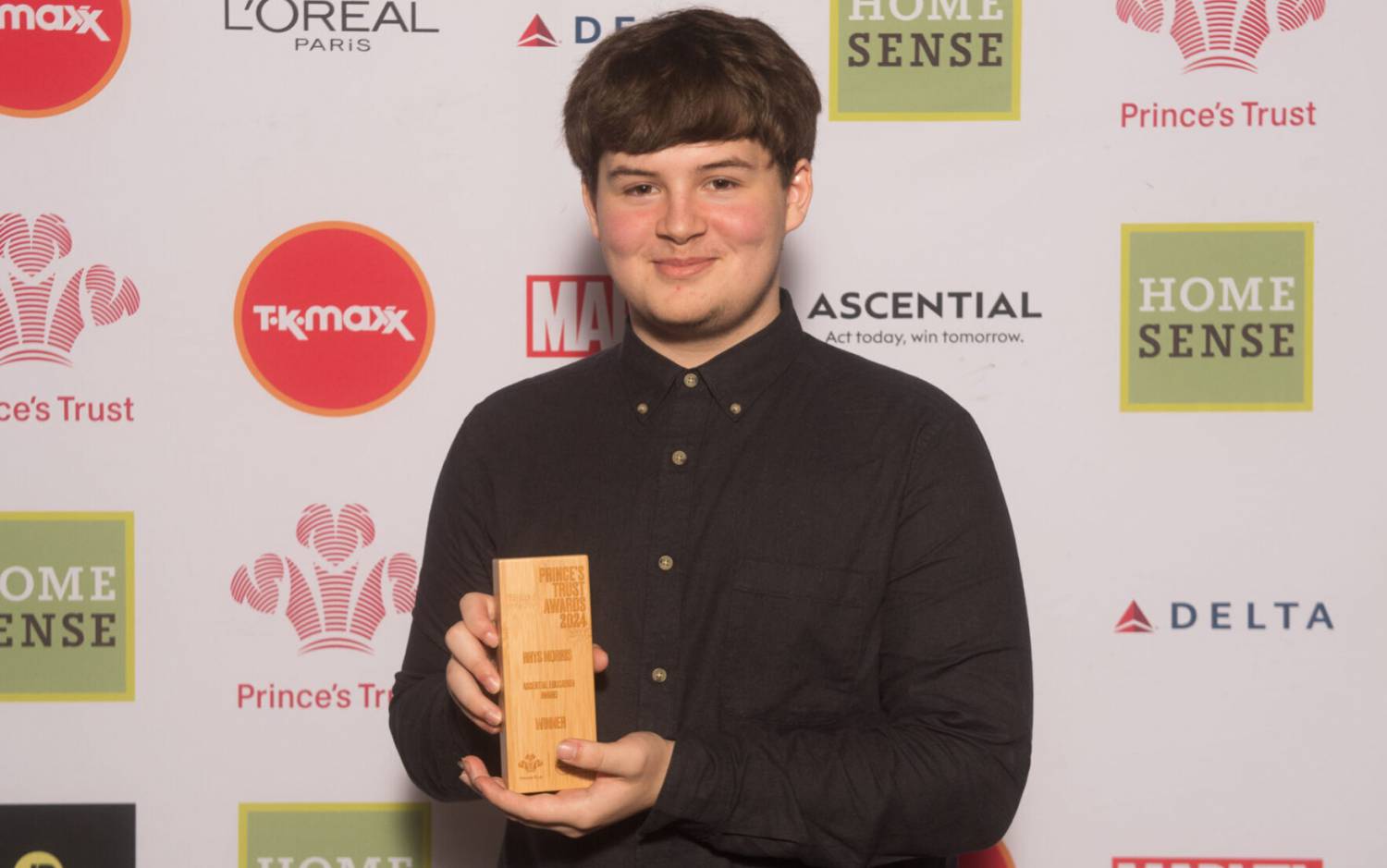 Coleg Llandrillo student Rhys Morris with The Prince’s Trust Wales Education Award