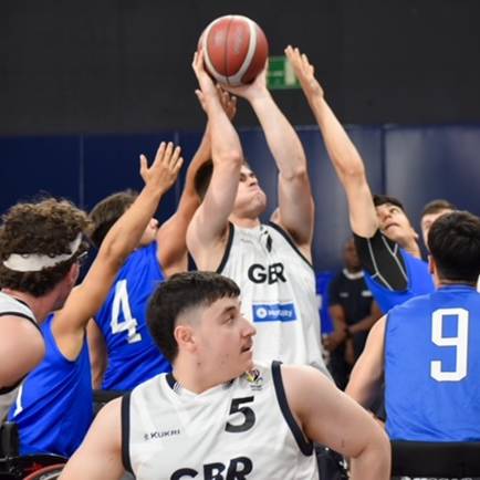 Alex Marshall-Wilson playing for Great Britain in the European under-23 wheelchair basketball championships
