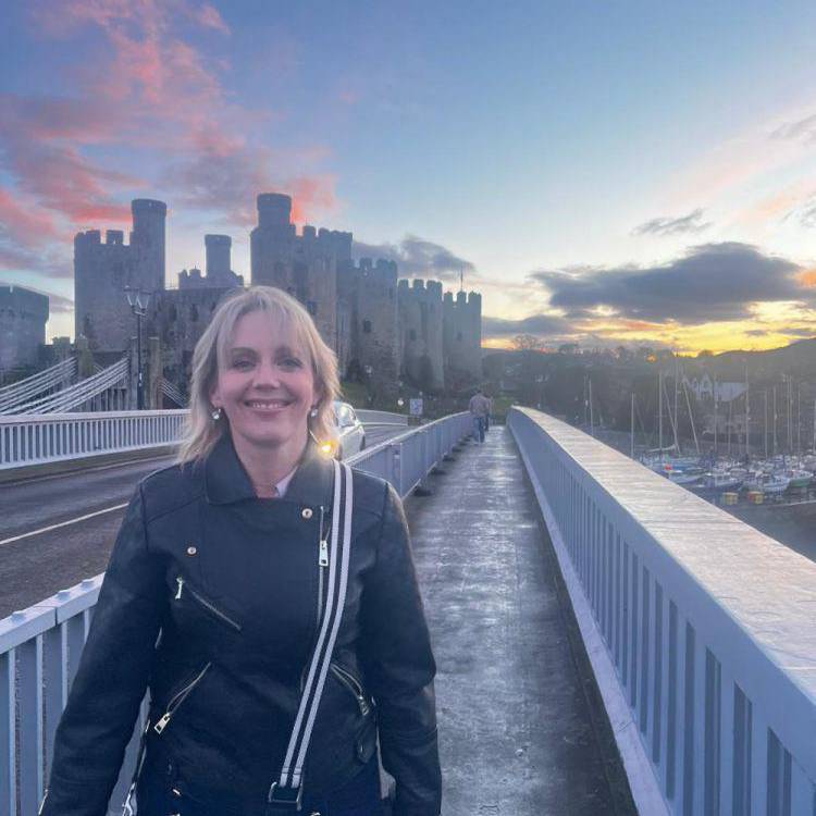 Dysgwr ar y rhaglen Lluosi, Debbie Day