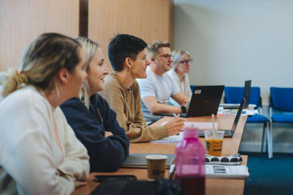 Myfyrwyr yng Ngholeg Llandrillo