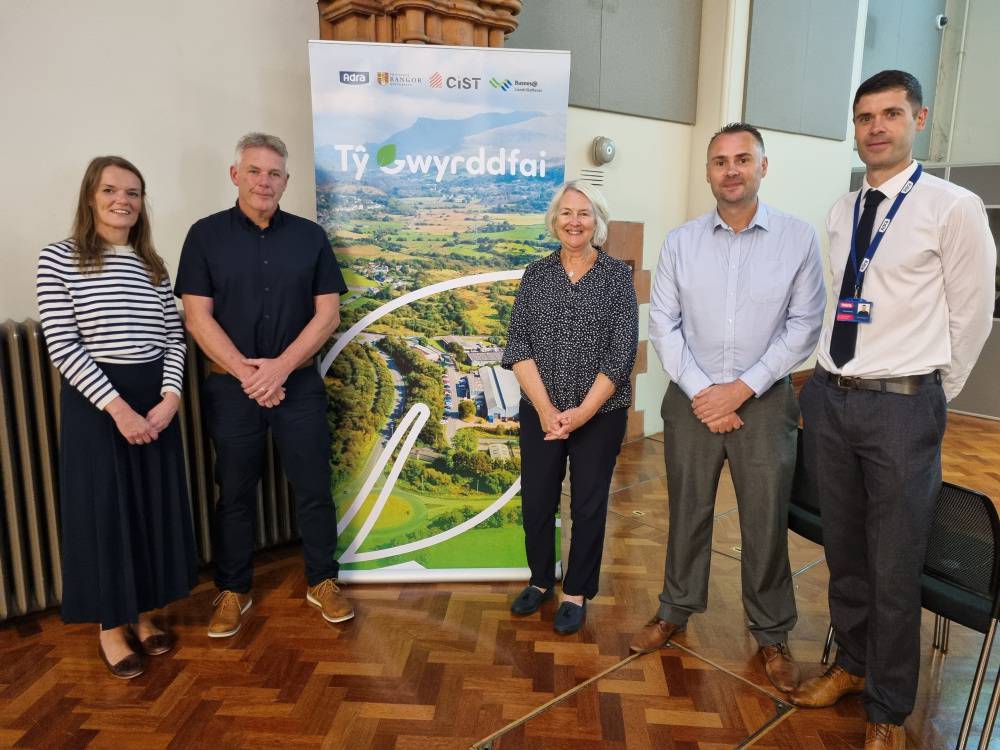 Representatives from Adra and Busnes@LlandrilloMenai at the Senedd