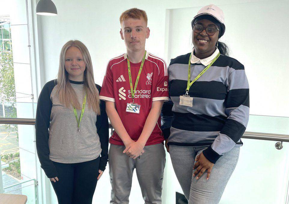 Llywyddion Undeb Myfyrwyr Grŵp Llandrillo Menai Bethan James, Troy Maclean and Somadina Emmanuel-Chukwudi