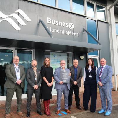 Lansiad Busnes@LlandrilloMenai yn Llanelwy