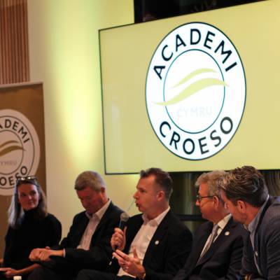 Panel discussion Academi Croeso