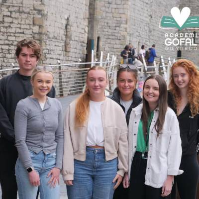 Hyfforddeion Academi Gofal Gwynedd