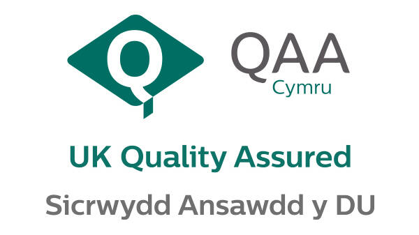 Logo QAA - Sicrwydd ansawdd y DU