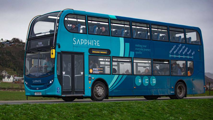 Bws coleg Arriva